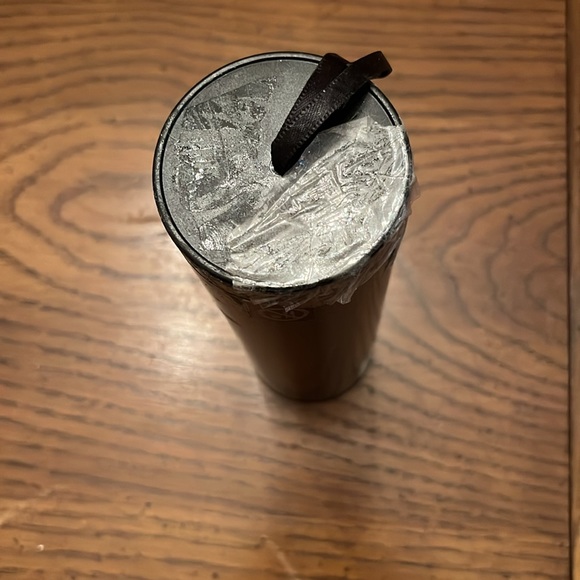 The Body Shop Smoky‎ Poppy bath bombs - Picture 4 of 8